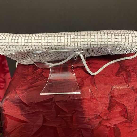 Vintage JW Robinson’s White Chainmail Mesh Evening Bag - Picture 6 of 12